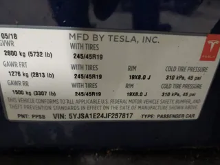 2018 Tesla Model S 75D with VIN 5YJSA1E24JF257817, listed as a IAAI auction lot 41960439 with 61,971 mi miles and . Bid and sale history available at DreamBid. Image 9.