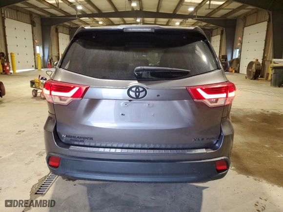 2018 Toyota Highlander SE with VIN 5TDJZRFH4JS805865, listed as a Copart auction lot 50727845 with 77,142 mi miles and Salvage Title. Bid and sale history available at carsss.com. Image 6.
