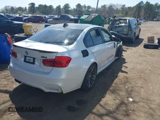 2016 BMW M3 with VIN WBS8M9C5XG5E68443, listed as a IAAI auction lot 42090215 with 52,121 mi miles and . Bid and sale history available at DreamBid. Image 4.