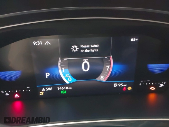 2024 Volkswagen Tiguan SE with VIN 3VVMB7AX8RM084483, listed as a IAAI auction lot 42452619 with 14,618 mi miles and . Bid and sale history available at DreamBid. Image 7.