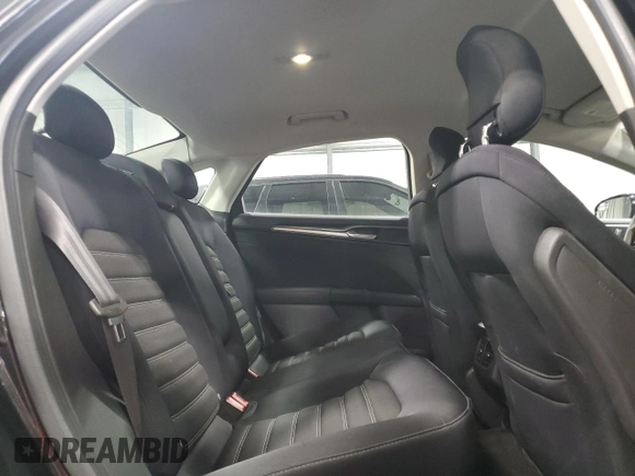 2013 Ford Fusion SE z VIN 3FA6P0H78DR114783, wystawiony jako Copart lot #60672085 z przebiegiem 121 369 mil mil oraz Szkoda całkowita • Salvage title. Historia ofert i sprzedaży dostępna na DreamBid. Obrazek 10.