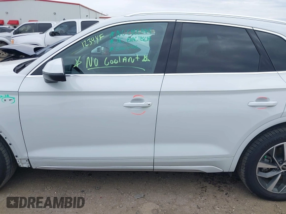 2023 Audi Q5 S line Premium with VIN WA1GAAFYXP2164279, listed as a IAAI auction lot 41315386 with 8,911 mi miles. Bid and sale history available at carsss.com. Image 15.