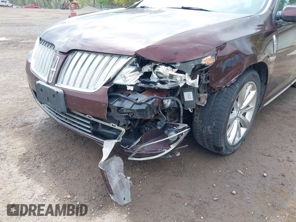 2009 Lincoln MKS z VIN 1LNHM93R09G612169, wystawiony jako IAAI lot #42126437 z przebiegiem 158 393 mil mil oraz . Historia ofert i sprzedaży dostępna na DreamBid. Obrazek 6.