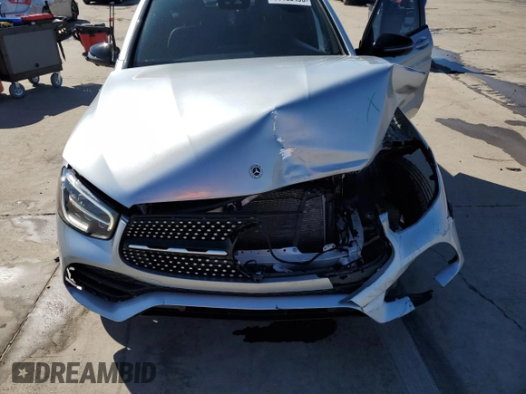 2021 Mercedes-Benz GLC 300 z VIN W1N0G8DB3MF927785, wystawiony jako Copart lot #53158495 z przebiegiem 40 970 mil mil oraz Szkoda całkowita • Salvage title. Historia ofert i sprzedaży dostępna na DreamBid. Obrazek 12.