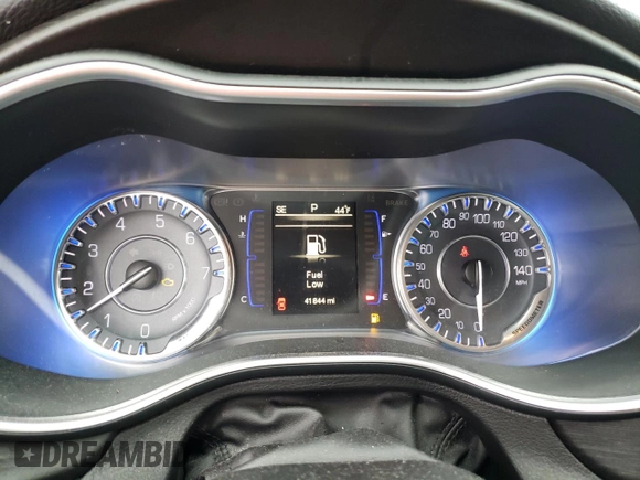 2015 Chrysler 200 Limited with VIN 1C3CCCAB9FN715770, listed as a Copart auction lot 74103114 with 41,844 mi miles and Salvage Title. Bid and sale history available at carsss.com. Image 9.