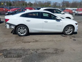 2018 Chevrolet Malibu LT with VIN 1G1ZD5ST1JF142770, listed as a IAAI auction lot 42001817 with 146,732 mi miles. Bid and sale history available at carsss.com. Image 14.