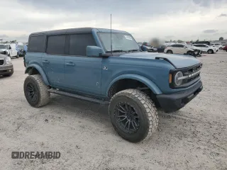 2022 Ford Bronco with VIN 1FMDE5BH1NLB59971, listed as a Copart auction lot 55136985 with 40,398 mi miles and Salvage Title. Bid and sale history available at carsss.com. Image 4.