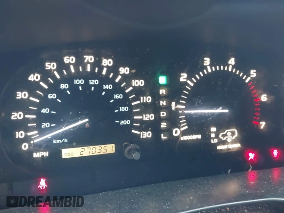 2000 Lexus LX 470 z VIN JT6HT00W9Y0103225, wystawiony jako IAAI lot #41148826 z przebiegiem 270 351 mil mil oraz . Historia ofert i sprzedaży dostępna na DreamBid. Obrazek 7.