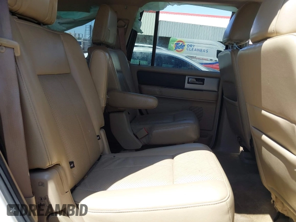 2012 Ford Expedition XLT with VIN 1FMJU1H53CEF06178, listed as a IAAI auction lot 42319355 with 224,676 mi miles and . Bid and sale history available at DreamBid. Image 8.