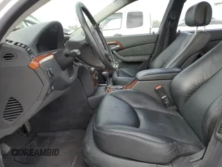 2004 Mercedes-Benz S 320/430/500 z VIN WDBNF70J34A397059, wystawiony jako Copart lot #59629145 z przebiegiem 54 506 mil mil oraz Czysty tytuł • Clean title. Historia ofert i sprzedaży dostępna na DreamBid. Obrazek 7.
