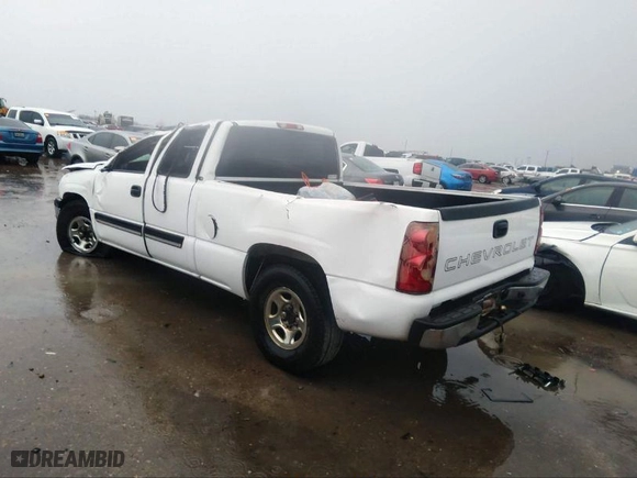 2003 Chevrolet Silverado 1500 LS with VIN 2GCEC19X831281928, listed as a IAAI auction lot 39792707 with 1 mi miles. Bid and sale history available at carsss.com. Image 3.