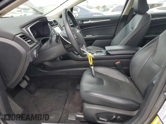 2020 Ford Fusion Titanium with VIN 3FA6P0SU4LR132467, listed as a Copart auction lot 58848425 with 39,823 mi miles and Salvage title. Bid and sale history available at DreamBid. Image 7.