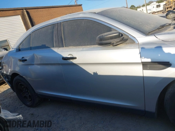 2016 Ford Police Interceptor with VIN 1FAHP2MK1GG154391, listed as a IAAI auction lot 41570144 with 70,535 mi miles and . Bid and sale history available at DreamBid. Image 13.