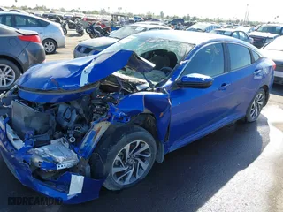 2018 Honda Civic Sedan EX with VIN 2HGFC2F76JH552764, listed as a IAAI auction lot 40946970 with 14 mi miles. Bid and sale history available at carsss.com. Image 18.