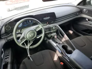 2024 Hyundai Elantra SEL with VIN KMHLM4DG5RU758577, listed as a Copart auction lot 54337735 with 23,082 mi miles and Salvage title. Bid and sale history available at DreamBid. Image 8.
