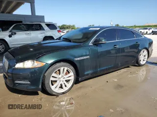 2012 Jaguar XJ XJL z VIN SAJWA2GB2CLV38276, wystawiony jako Copart lot #57800995 z przebiegiem 84 358 mil mil oraz Tytuł czysty. Historia ofert i sprzedaży dostępna na DreamBid. Obrazek 1.