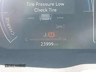 2023 Toyota RAV4 Hybrid XSE с VIN 4T3E6RFV0PU138218, выставлен на аукционе IAAI как лот 42181731 с пробегом 23 999 миль миль и . История ставок и продаж доступна на DreamBid. Изображение 15.