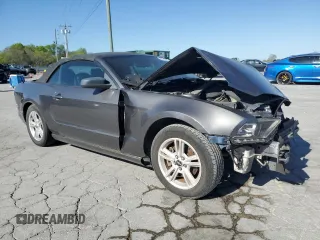2014 Ford Mustang V6 with VIN 1ZVBP8EM9E5208500, listed as a Copart auction lot 53519595 with 136,622 mi miles and Clean Title. Bid and sale history available at carsss.com. Image 4.