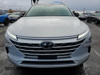 2019 Hyundai NEXO Limited z VIN KM8J84A60KU000708, wystawiony jako Copart lot #48310065 z przebiegiem 26 702 mil mil oraz Szkoda całkowita • Salvage title. Historia ofert i sprzedaży dostępna na DreamBid. Obrazek 5.