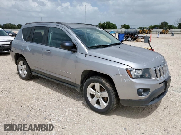 2017 Jeep Compass Sport с VIN 1C4NJCBA0HD147935, выставлен на аукционе Copart как лот 62704255 с пробегом 136 711 миль миль и Списание • Salvage title. История ставок и продаж доступна на DreamBid. Изображение 4.
