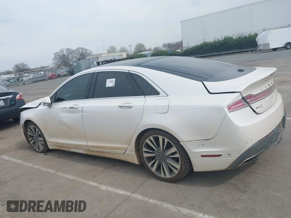 2017 Lincoln MKZ Reserve z VIN 3LN6L5EC2HR613827, wystawiony jako IAAI lot #41800613 z przebiegiem 199 097 mil mil oraz . Historia ofert i sprzedaży dostępna na DreamBid. Obrazek 14.