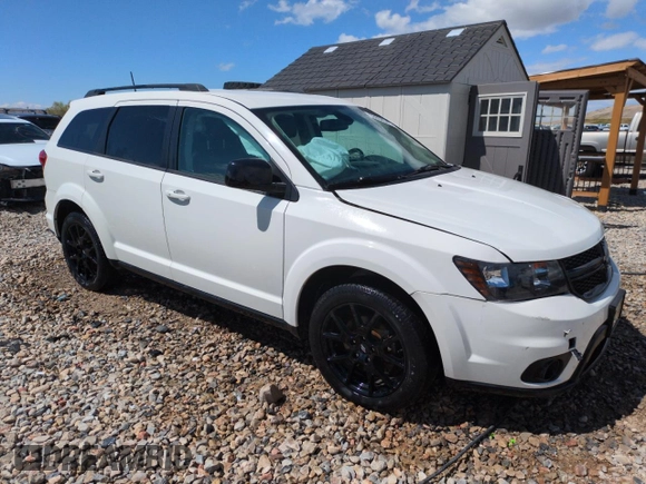 2019 Dodge Journey GT with VIN 3C4PDDEGXKT875575, listed as a Copart auction lot 53664045 with 65,268 mi miles and Salvage Title. Bid and sale history available at DreamBid. Image 4.