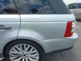 2009 Land Rover Range Rover Sport HSE with VIN SALSF254X9A194101, listed as a IAAI auction lot 42835957 with 136,805 mi miles and . Bid and sale history available at DreamBid. Image 13.