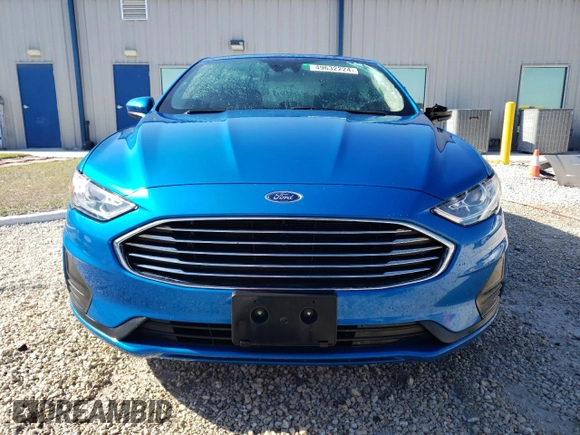 2019 Ford Fusion SE with VIN 3FA6P0HD7KR172841, listed as a Copart auction lot 49632224 with 53,338 mi miles and Salvage Title. Bid and sale history available at DreamBid. Image 5.