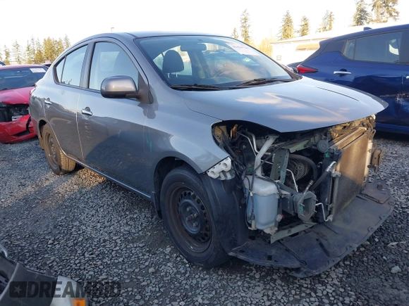 2012 Nissan Versa SV with VIN 3N1CN7AP4CL894405, listed as a IAAI auction lot 41424716 with 139,337 mi miles. Bid and sale history available at carsss.com. Image 1.