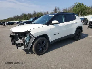 2018 Jeep Compass Latitude with VIN 3C4NJDBB3JT326243, listed as a Copart auction lot 60688755 with 55,432 mi miles and Salvage title. Bid and sale history available at DreamBid. Image 1.