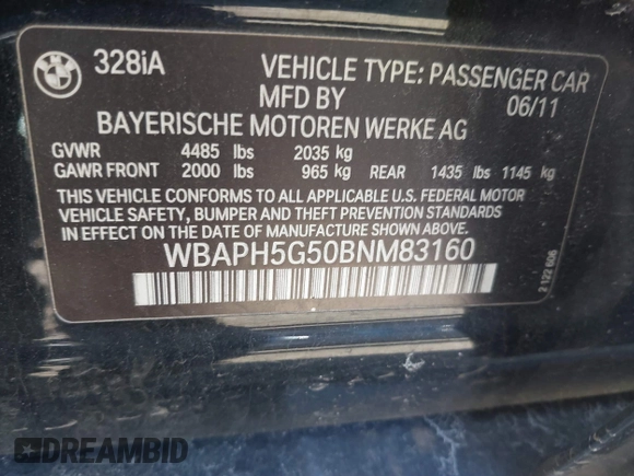 2011 BMW 3 Series 328i with VIN WBAPH5G50BNM83160, listed as a IAAI auction lot 41654019 with 111,596 mi miles. Bid and sale history available at carsss.com. Image 9.