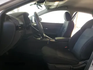 2021 Nissan Sentra SV z VIN 3N1AB8CV4MY290956, wystawiony jako Copart lot #57777055 z przebiegiem 37 856 mil mil oraz Szkoda całkowita • Salvage title. Historia ofert i sprzedaży dostępna na DreamBid. Obrazek 7.