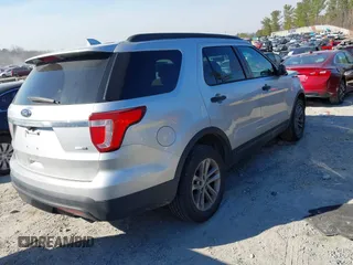 2016 Ford Explorer with VIN 1FM5K8B89GGB15484, listed as a IAAI auction lot 41653792 with 125,074 mi miles and . Bid and sale history available at carsss.com. Image 4.