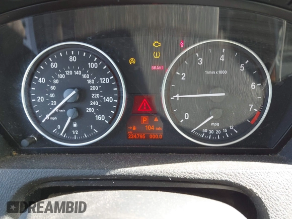2008 BMW X5 3.0si z VIN 5UXFE43598L002171, wystawiony jako IAAI lot #42385920 z przebiegiem 234 795 mil mil oraz . Historia ofert i sprzedaży dostępna na DreamBid. Obrazek 7.