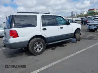 2006 Ford Expedition XLS with VIN 1FMPU13596LA38314, listed as a IAAI auction lot 41577982 with 154,752 mi miles. Bid and sale history available at carsss.com. Image 4.