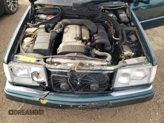 1995 Mercedes-Benz E Class with VIN WDBEA32E7SC235086, listed as a Copart auction lot 78590424 with 117,069 mi miles and Salvage Title. Bid and sale history available at carsss.com. Image 11.
