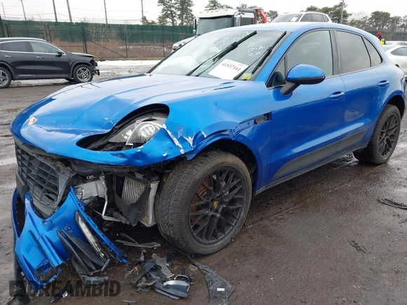 2016 Porsche Macan S с VIN WP1AB2A57GLB46214, выставлен на аукционе IAAI как лот 41537161 с пробегом Не указан миль и . История ставок и продаж доступна на DreamBid. Изображение 17.