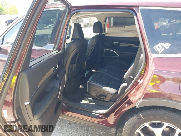2020 Kia Telluride EX with VIN 5XYP3DHC9LG003327, listed as a IAAI auction lot 42387615 with 87,858 mi miles and . Bid and sale history available at DreamBid. Image 8.