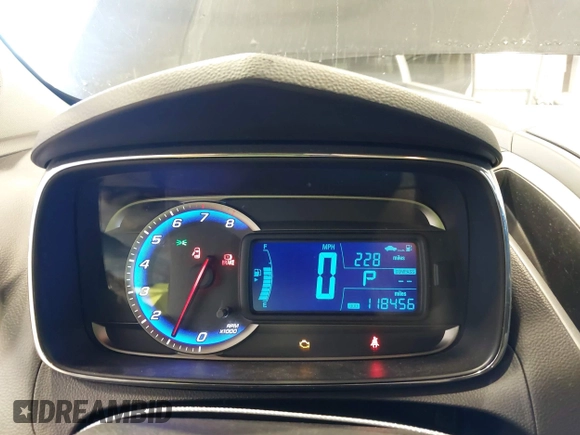 2015 Chevrolet Trax LS with VIN KL7CJPSB2FB094863, listed as a IAAI auction lot 41643953 with 118,456 mi miles. Bid and sale history available at carsss.com. Image 7.