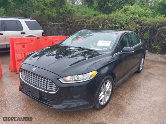 2015 Ford Fusion SE with VIN 1FA6P0H78F5100209, listed as a IAAI auction lot 41914520 with 113,692 mi miles. Bid and sale history available at carsss.com. Image 2.