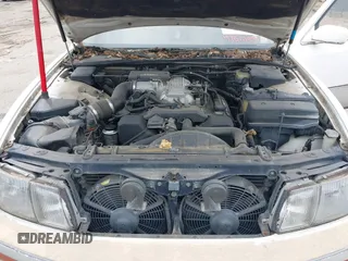 1991 Lexus LS z VIN JT8UF11E6M0075970, wystawiony jako IAAI lot #41872951 z przebiegiem 217 251 mil mil oraz . Historia ofert i sprzedaży dostępna na DreamBid. Obrazek 10.