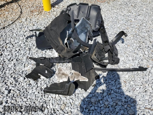 2023 Toyota Highlander L z VIN 5TDKDRAH7PS519415, wystawiony jako Copart lot #52688075 z przebiegiem 24 022 mil mil oraz Szkoda całkowita • Salvage title. Historia ofert i sprzedaży dostępna na DreamBid. Obrazek 13.