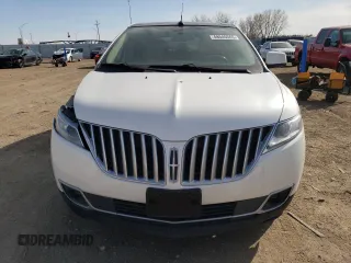 2011 Lincoln MKX with VIN 2LMDJ8JK1BBJ17763, listed as a Copart auction lot 48545565 with 131,032 mi miles and Salvage Title. Bid and sale history available at carsss.com. Image 5.