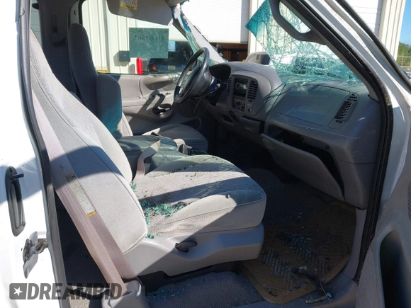 1998 Ford F-150 XL with VIN 1FTRX17L8WNB44884, listed as a IAAI auction lot 41663663 with 121,635 mi miles and . Bid and sale history available at DreamBid. Image 5.