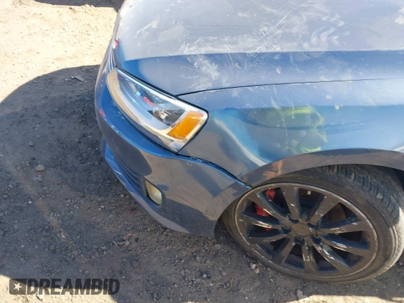 2015 Volkswagen Jetta S with VIN 3VW1K7AJ0FM353081, listed as a IAAI auction lot 41642511 with Not provided miles and . Bid and sale history available at DreamBid. Image 6.