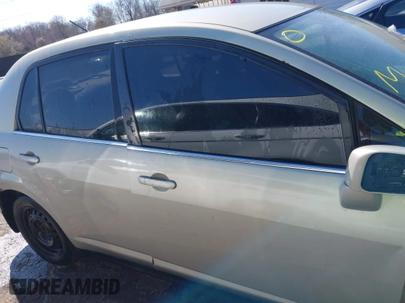 2007 Nissan Versa 1.8 SL with VIN 3N1BC11E37L445168, listed as a IAAI auction lot 41895403 with 1 mi miles. Bid and sale history available at carsss.com. Image 13.