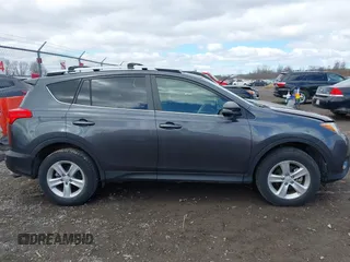 2013 Toyota RAV4 XLE with VIN JTMRFREV6DD026616, listed as a IAAI auction lot 41925511 with 114,771 mi miles and . Bid and sale history available at carsss.com. Image 13.
