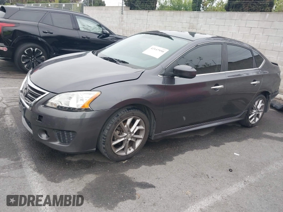 2013 Nissan Sentra SR z VIN 3N1AB7AP9DL652114, wystawiony jako IAAI lot #42147950 z przebiegiem 168 665 mil mil oraz . Historia ofert i sprzedaży dostępna na DreamBid. Obrazek 2.