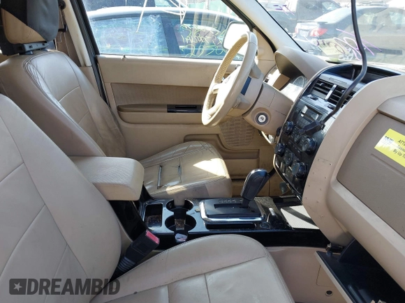2012 Ford Escape Limited with VIN 1FMCU9E70CKA11998, listed as a IAAI auction lot 41798516 with 999,999 mi miles. Bid and sale history available at carsss.com. Image 5.