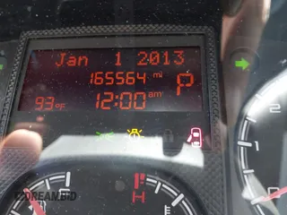 2014 Ram ProMaster Cargo z VIN 3C6TRVAG3EE112325, wystawiony jako IAAI lot #42352470 z przebiegiem 165 564 mil mil oraz . Historia ofert i sprzedaży dostępna na DreamBid. Obrazek 7.